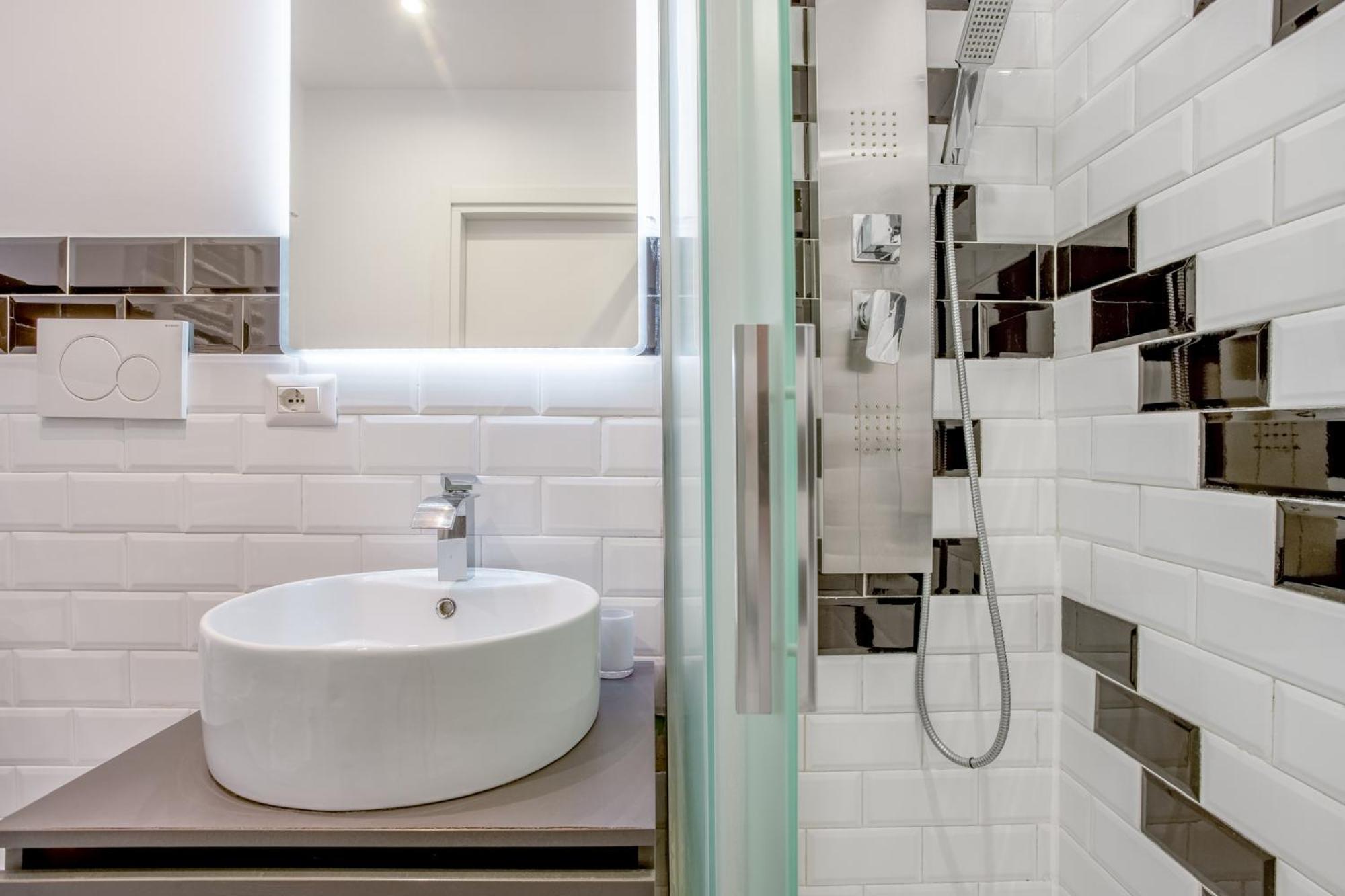 New Unico San Cosimato Hotel Rome Exterior photo